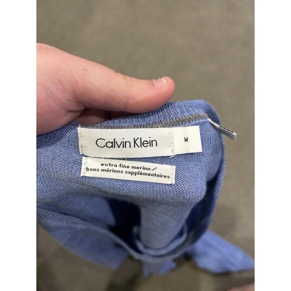CK Calvin Klein Extra Fine Merino Wool V-Neck Sweater Men's Blue Sweater Size M - Picture 3 of 4